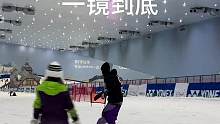 能把融创烂雪都能滑明白了，出去那不是有腿就行#滑雪 #单板滑雪
