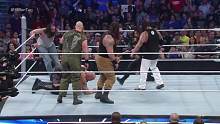 大秀哥帮罗门伦斯解围，杰里科飞扑砸倒怀特 #罗门伦斯 #大秀哥 #wwe