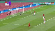 张睿接到队友传球头球破门！比分4:0大领先！