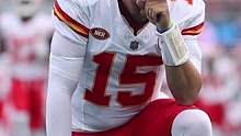欲戴皇冠，必承其重
#nfl星计划 #四分卫 #美式橄榄球 #超级碗 #马霍姆斯
