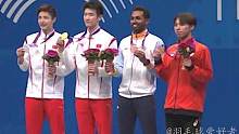 2023年亚运会男单，李诗沣2:0战胜石宇奇夺得金牌，这是国羽时隔9年再夺亚运会男单冠军。#羽毛球
