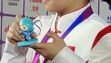 #杭州亚运会 刘清漪拆盲盒来啦，猜猜她拆的是什么呢？