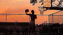 听说扣篮和夕阳更配哟！#勉扣