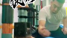 铁砂掌背功；值得大家学习与收藏；#发扬传武精神 #专业铁沙掌请勿模仿 #徒手劈砖