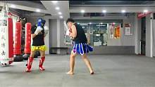 #踢拳 #自由搏击 针对摆拳迎击 回防训练。