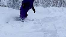 短期内最大一场雪 可可粉雪太赞 39/30的角度 配刻滑板一样冲粉 @凌冻雪LD SKI运动户外旗舰