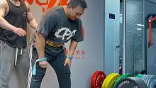 我可以卧推210公斤，但只能硬拉280公斤！#硬拉 #健身 #力量举 #要做一个猛男 #马戈戈。马戈