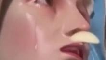 墨西哥一教堂圣母雕塑流泪 当地教授表示：可能是渗水#万万没想到 #反转