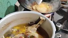 家乡大锅煮出人间美味 
#大锅灶 #地方特色美食 #硬菜 
#美味佳肴等你来 #麻丘胡氏大锅菜