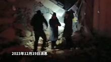 地震发生后，甘肃消防总队立即启动一级响应，调派兰州、陇南、临夏、甘南、武威、白银、定西、新区、训保9