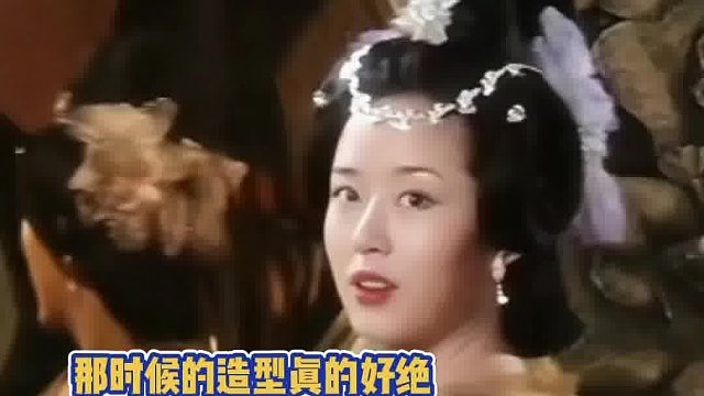 以前的妆造都是非常用心的