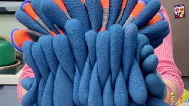 胶网劳保手套来活动了，有需要的姐妹赶紧去抢 #劳保手套 #劳保用品 #劳保耐磨手套推荐#橡胶手套 #