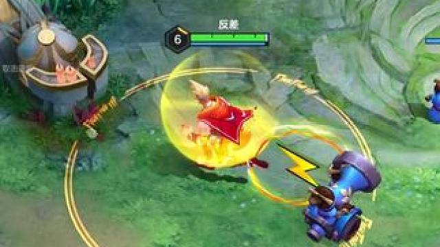 猜猜看是哪个英雄#曙光英雄 #moba手游推荐 #5v5推塔手游 #一起打游戏