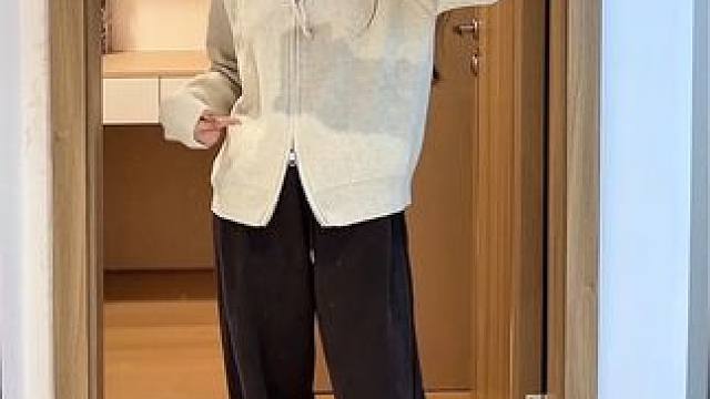 姐妹们快来试试这个双拉链针织毛衣内搭 真的好有设计感好好穿！#158小个子穿搭 #小个子显高显瘦穿搭