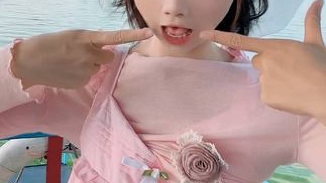 你当然要每天都保持笑容呀#治愈系笑容 #浅跳一下 #氧气女孩