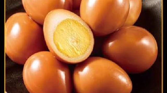 揭秘鹌鹑蛋的加工过程！#鹌鹑 #鹌鹑蛋 #三只松鼠 #零食推荐 #科普