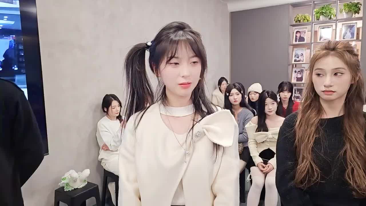 v贝塔今天六万的流水啊，给她奖励六个大红包！