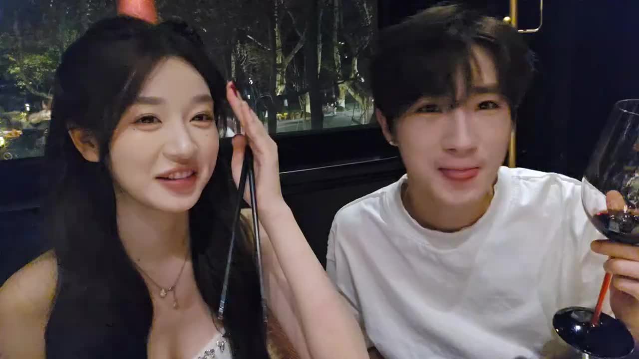 【童锦程】王子彦相个亲连不花女人钱这种话都敢说？