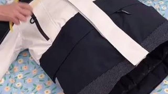 用它烘干衣服太方便了， 厚薄都可以，特别是羽绒服，不用去干洗店也能很蓬松#烘干袋 #羽绒服蓬松小妙招