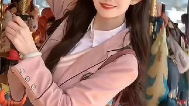 新的一年 我们都要成为更好的人！
#甜妹 #新年快乐 #游乐园 #井胧金志文用歌声陪襄阳人民跨年 #