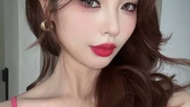 《2023年末美妆博主述职报告》谢谢老婆们的陪伴 接下来继续努力啦#美妆 #分享妆容 #年度总结