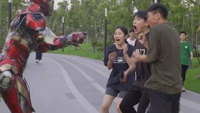 这是来自非洲的“财神”吧 #搞笑  #一口气看完系列  #爆笑名场面  #野生大肥扬 