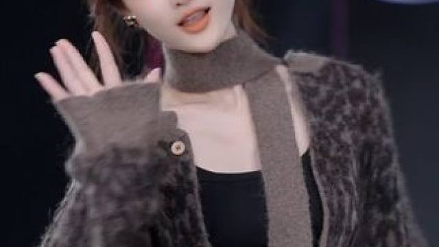 新年第一天新衣服快快穿身上啦~ #新年新衣服 #ogs秀场穿搭 #新年第一套look有多重要 #又美