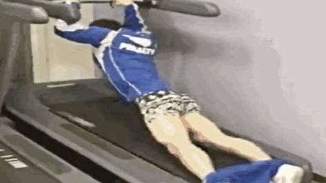 我 今 天 就 要 冲 死 在 这 ！