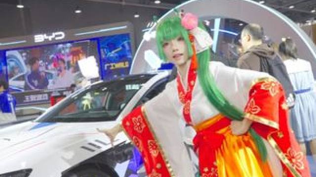 元旦假期的#萤火虫动漫游戏嘉年华 广州站31st将会成为虫娘2024年的第一个美好回忆~~ 不知小伙