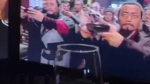 祝大家元旦快乐，干杯老铁