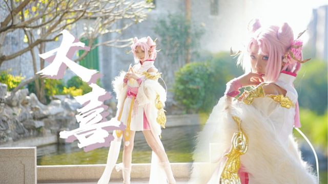 今日大喜，进来拜堂