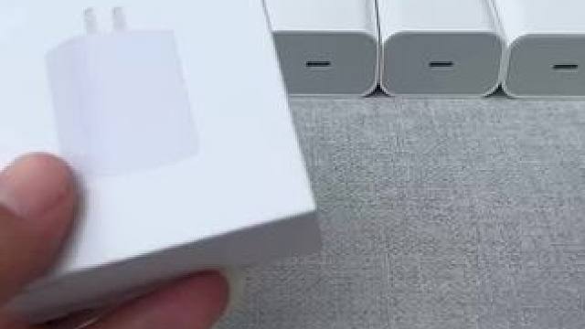 #专业生产厂家 #工厂实拍视频 #快充数据线 冲啊