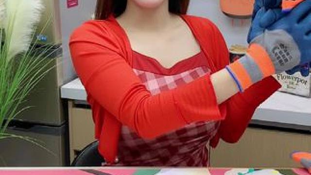 胶网劳保手套来活动了，有需要的姐妹赶紧去抢 #劳保手套 #劳保用品 #劳保耐磨手套推荐#橡胶手套 #