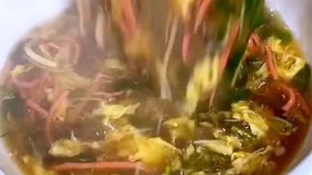 冬天这么冷赶紧来碗酸辣汤暖暖吧#味道棒棒哒 #做饭我是认真的好吃是必须的 #美食不可辜负 #好吃到停