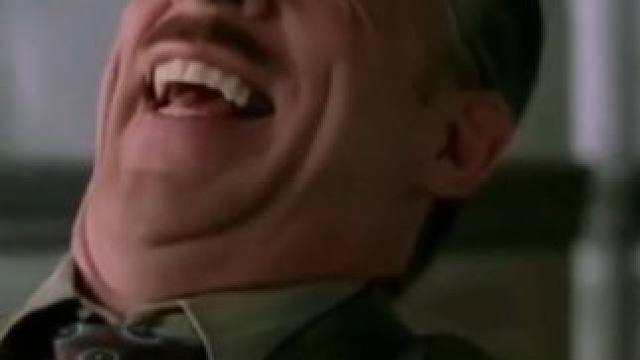 笑发财了，这跑的也太逗了！