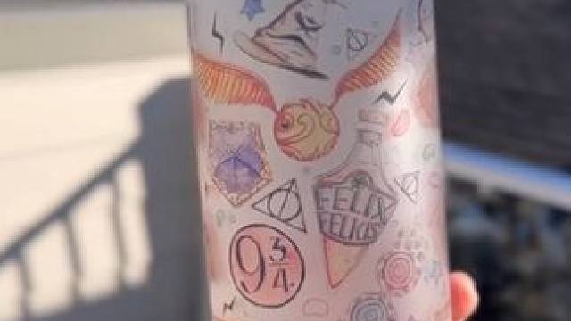 沉浸式手工制作｜精致女人DIY自制玻璃杯贴纸～✨☺️ 
#手工diy #亲手制作 #沉浸式手工制作 