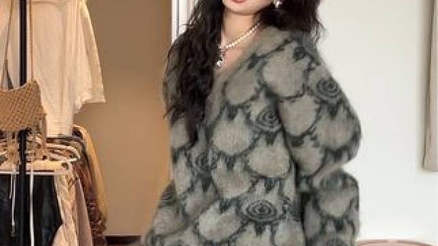 卷毛造型来一个#秋冬氛围感