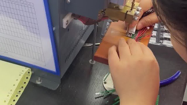 3.7v聚合物电池点焊保护板