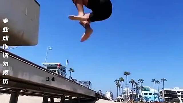 很多事，唯有当距离渐远时，才能看清。