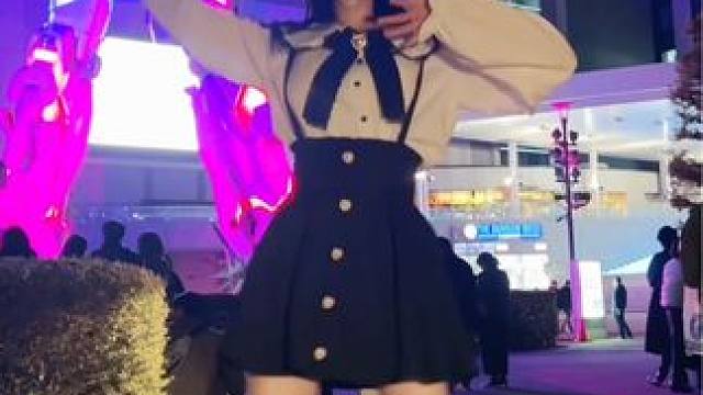 #日本 #宅舞 #高达 后面是我的座驾