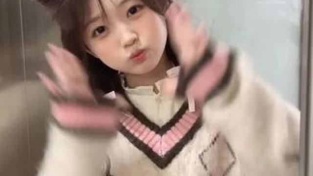 #扭一扭 #甜妹 #圆脸 #手势舞 #一学就会系列