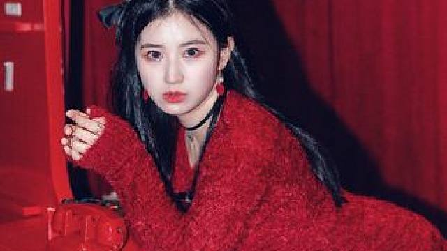 那你帮我润一下嘴#摄影 #拍摄花絮 #第一视角 #幕后花絮 #上热门