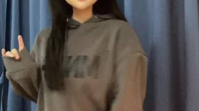 热乎的顶跨（刚学会）
#慢摇 #小妈 #媚女