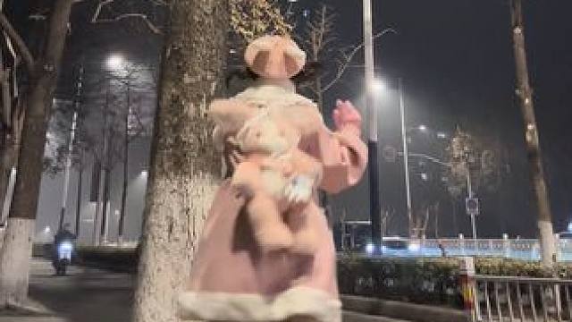 萝莉神的安魂曲/（没想到这个大衣才99 好可爱呜呜呜呜） 
#浅跳一下 #甜妹 #这才是甜妹该跳的舞