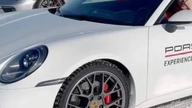 每年保时捷车主 都会齐聚呼伦贝尔牙克石市 #凌驾风雪 #保时捷