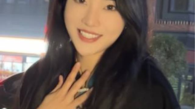 我就说东北有夹子吧！#大母龙 #东北甜妹#夹子