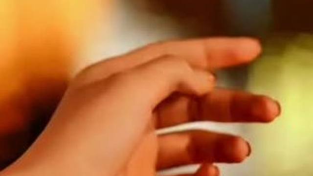 谁还不是来人间走个过场，不管你背着什么行囊#谁来人间不受苦 #这短短的一生我们最终都会失去 #来人间