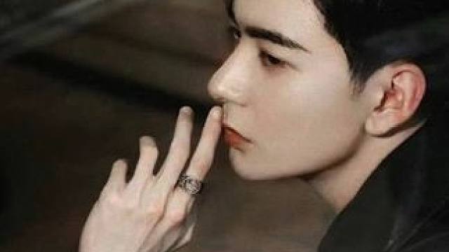 我晕…一只手有我两只大！#陈星旭#手控#帅哥