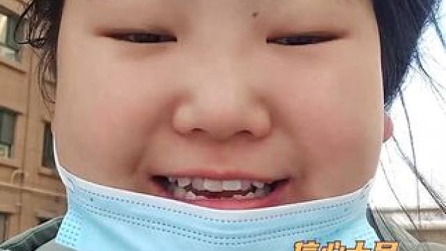 姐咱是来吃饭的不是来偷饭的支棱起来啊！#搞笑 #离谱 #社恐 #挑战