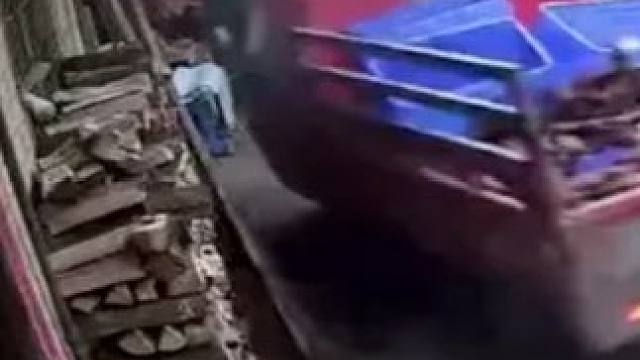 盘点奇葩车祸现场合集，油门当刹车，新车变旧车 #奇葩车祸  #车祸瞬间  #危险瞬间惊魂一刻  #油